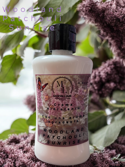 Crema Hidratante (con una aroma agradable de: Woodland Patchouli Sunrise)